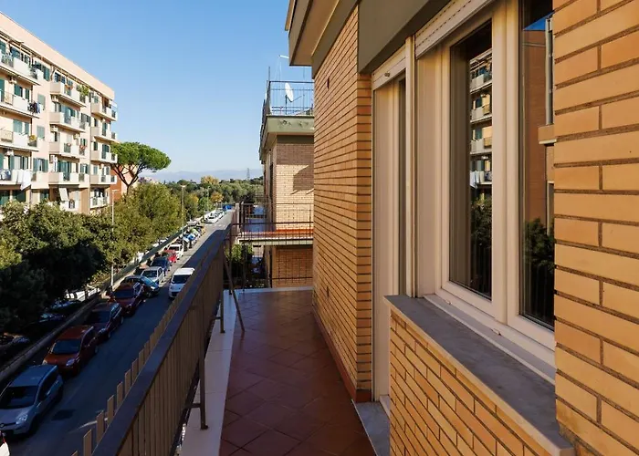 Industrial Loft In - Metro C To Colosseum